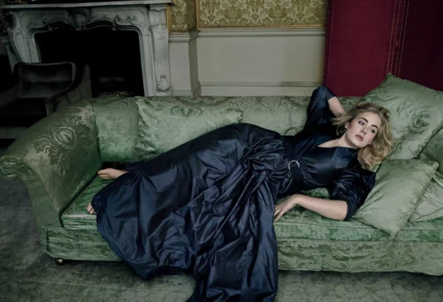 Adele fotografata per Vogue magazine da Annie Leibovitz, foto tratta dal sito di Adele