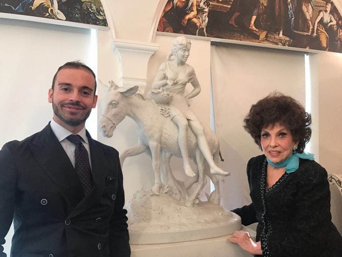 Gina Lollobrigida Apre Le Porte Della Sua Casa In Esclusiva A Novella2000