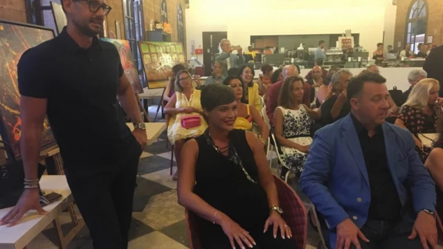 Roberta Giarrusso e alla sua sinistra il fidanzato Riccardo Di Pasquale