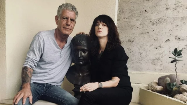 Anthony Bourdain è morto - Suidica il fidanzato di Asia Argento Anthony Bourdain è morto