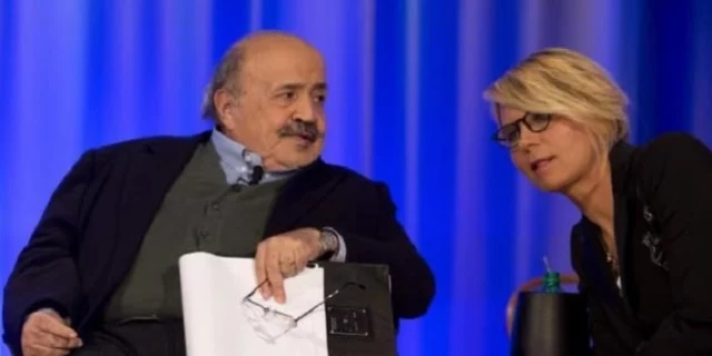 Maria De Filippi curiositÃ : dall'amore con Maurizio Costanzo al successo Maurizio Costanzo dichiarazione d'amore a Maria De Filippi