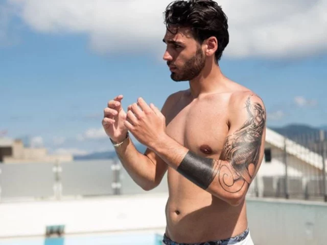 Alberto Urso foto hot e curiositÃ  del cantante di Amici 18