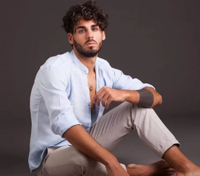 Alberto Urso foto hot e curiositÃ  del cantante di Amici 18