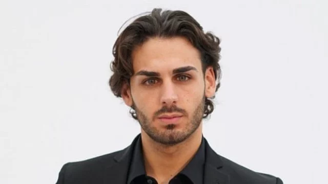 Alberto Urso foto hot e curiosità del cantante di Amici 18