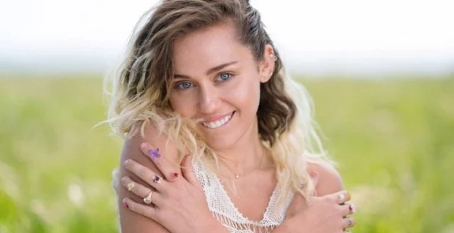 miley cyrus incinta