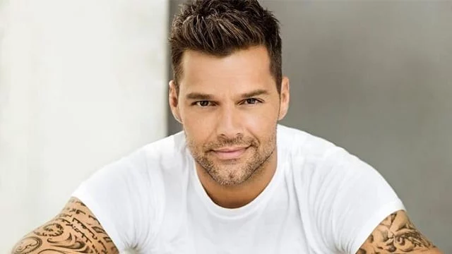 Ricky Martin: l'annuncio della terzogenita Lucia. Il cantante di nuovo padre