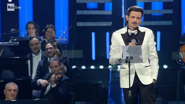 Fabio Rovazzi: il significato del messaggio a Sanremo 2019