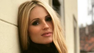 Michelle Hunziker propone una legge contro la violenza sulle donne