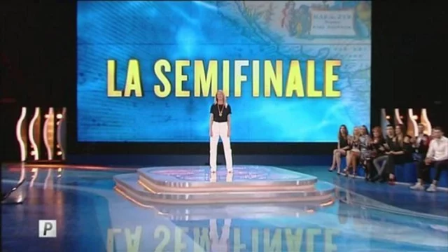 L'Isola dei Famosi: le liti e i momenti più trash della semifinale (VIDEO)