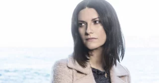 Laura Pausini insultata da Amanda Lear a Sanremo Young: è polemica