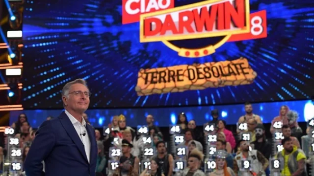 Ciao Darwin 8 terza puntata Cime VS Rape: streaming e video