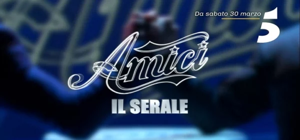 Amici 18 Squadra Bianca vs Squadra Blu: allievi e coach del Serale