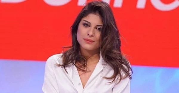 Giulia Cavaglià sul trono: le prime emozioni e due corteggiatori nel mirino