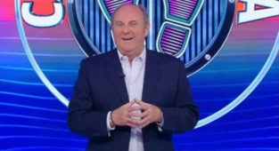 Gerry Scotti ad Amici 18: il conduttore parla dei reality e dei talent