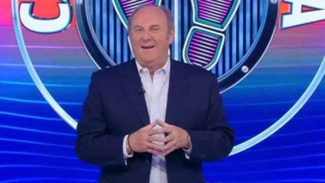 Gerry Scotti ad Amici 18: il conduttore parla dei reality e dei talent