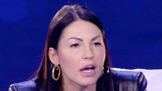 Eliana Michelazzo commenta Pamela Perricciolo a Live Non è la d'Urso