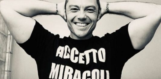 Tiziano Ferro si è sposato: ecco con chi e i dettagli del suo matrimonio