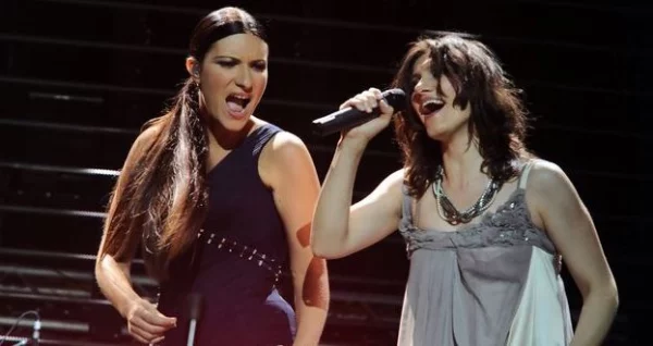 Elisa replica dopo la polemica su Laura Pausini e Il Re Leone