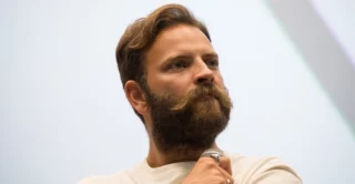 Alessandro Borghi a Giffoni: "forse mi piacciono anche i maschi"