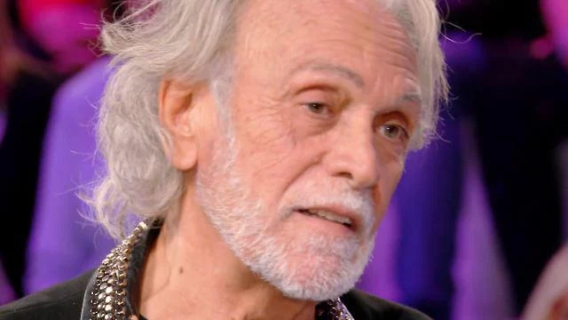 Riccardo Fogli lascia la tv? Il cantante fa chiarezza e svela la verità