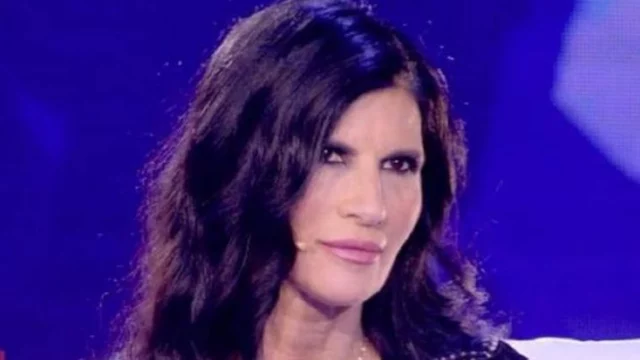 Pamela Prati torna Paola Pireddu? La showgirl fa chiarezza