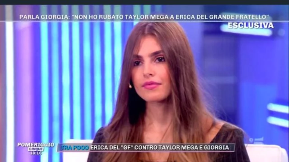 Giorgia Caldarulo replica e attacca Erica Piamonte. Interviene Guendalina Canessa