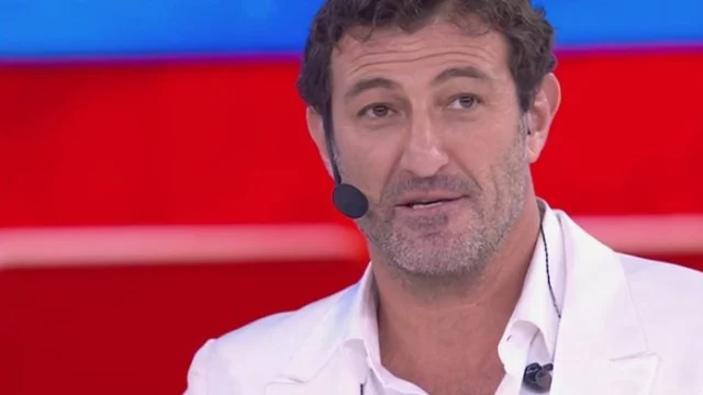 Ciro Ferrara: incidente prima della semifinale di Amici Celebrities