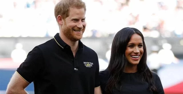 Il Principe Harry difende Meghan Markle dalla stampa, poi menziona Lady Diana