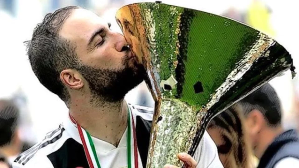 Gonzalo Higuain: età, peso, vita privata, carriera, ruolo e Instagram