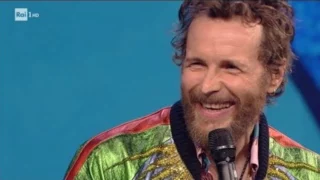 Jovanotti non sarà ospite a Sanremo 2020. Fiorello svela il motivo