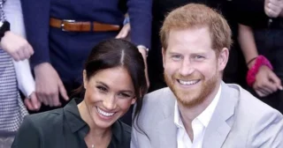 Harry e Meghan: ecco la cartolina reale di Natale dei Sussex