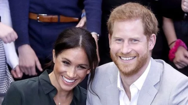 Harry e Meghan: ecco la cartolina reale di Natale dei Sussex