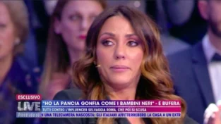 Selvaggia Roma a Live si scusa dopo la frase choc sui bambini africani