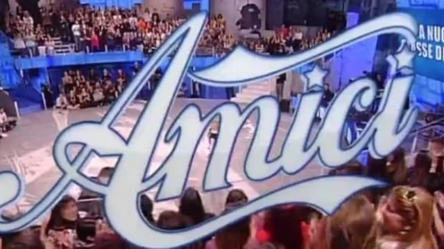 Amici 19 anticipazioni: duro provvedimento disciplinare per un alunno