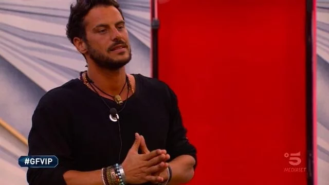 Andrea Montovoli abbandona la casa del Grande Fratello Vip: i motivi