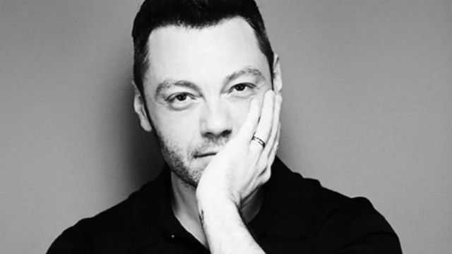 Tiziano Ferro: chi è, età, marito, canzoni, tour, Sanremo, Instagram e YouTube