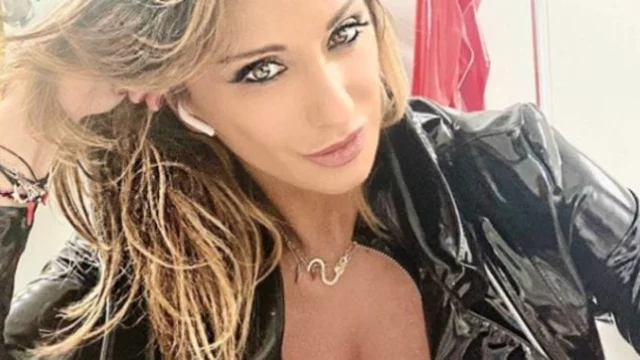 Chi è Sabrina Salerno: età, altezza, canzoni, malattia, Sanremo e Instagram