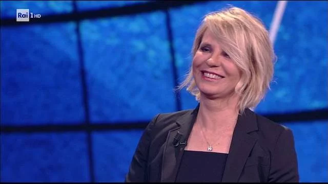 Maria De Filippi: ecco cosa pensa di Tina Cipollari, poi la rivelazione su un famoso cantante