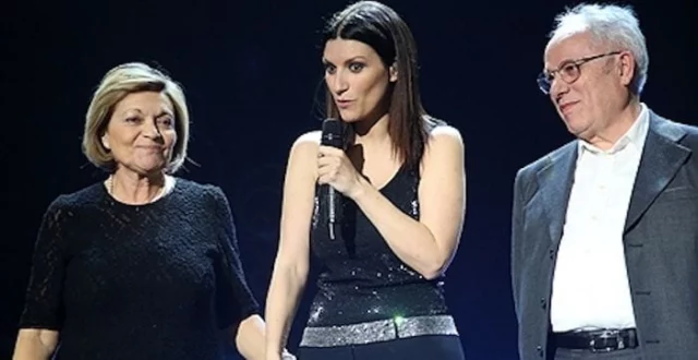 Laura Pausini: salta il matrimonio dei genitori per il Coronavirus