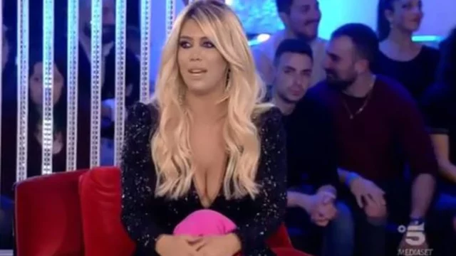 Wanda Nara assente al GF Vip: ecco dov'è e il suo messaggio per Alfonso e Pupo