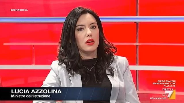 Ministra Azzolina rivela la data d'inizio degli esami di maturità: tutti i dettagli (VIDEO)