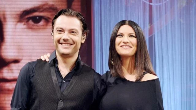 Laura Pausini sostiene Tiziano Ferro: la cantante dice la sua sulla polemica scaturita