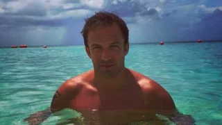 Alessandro Del Piero aggiorna i fan dopo il ricovero: ecco come sta (VIDEO)