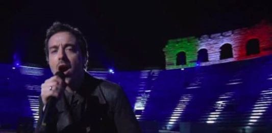 Diodato: l'esibizione da brividi nell'Arena di Verona vuota per gli Eurovision Europe Shine a Light (VIDEO)