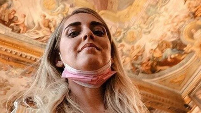 Chiara Ferragni agli Uffizi: boom di visite dopo il suo arrivo. Fedez ironizza