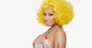 Nicki Minaj è incinta e mostra il pancione su Instagram