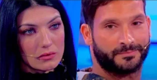 Giovanna Abate e Sammy Hassan: acceso confronto a Uomini e Donne