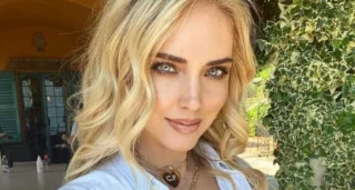 Chiara Ferragni asfalta un’omofoba e parla dell’educazione di Leone