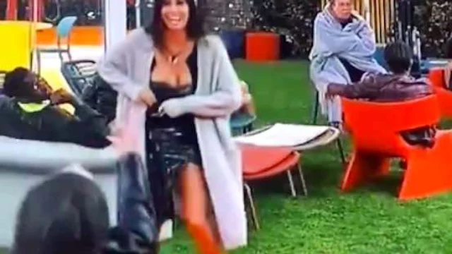 Francesco Oppini e Elisabetta Gregoraci imitano Garko e Adua (VIDEO)