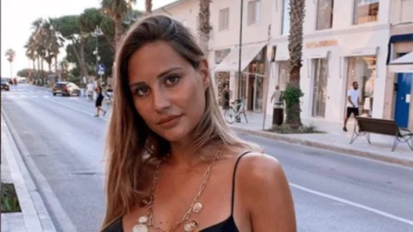 Beatrice Valli pronta a scrivere un libro? Le fan si esprimono sui social